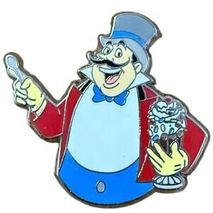 Disney DSF DSSH The Ringmaster from Dumbo Pin Traders Sundae GWP LE 400 PTD Pin